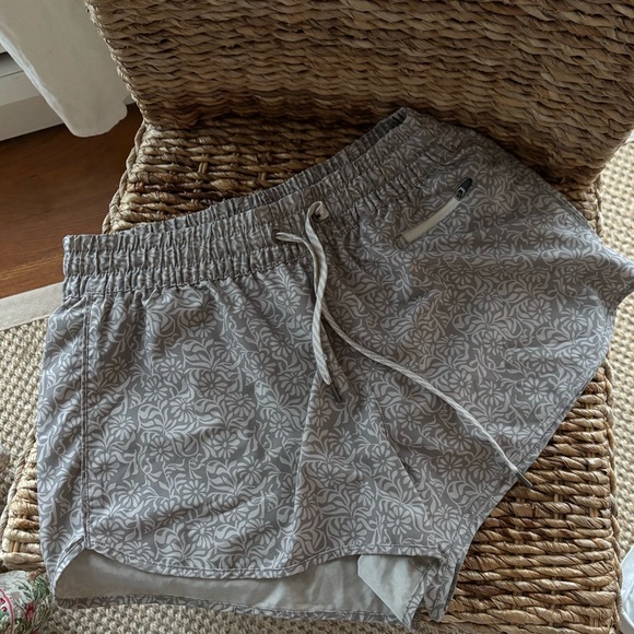 Vuori Clementine Short 2.0 - Picture 2 of 5